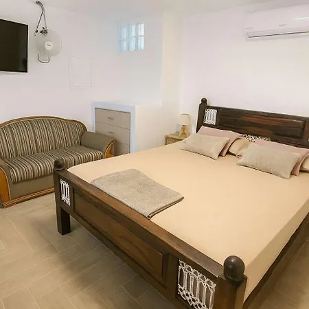 Folegandros Galano Hideaway - Moniasma Seaviews